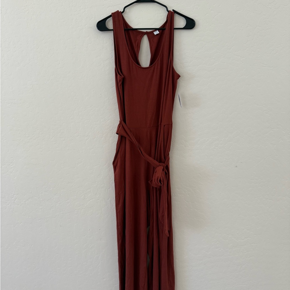 Old Navy Sleeveless Jumpsuit side tie maroon size L NWT